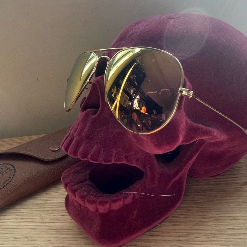 Ray-Ban Aviator Sunglasses - Picture 2 of 6